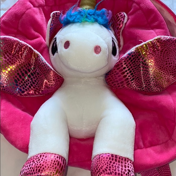 Unicorn plush like backpack - Picture 2 of 6